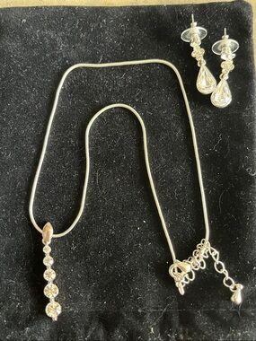 Silver-tone Costume jewelry set